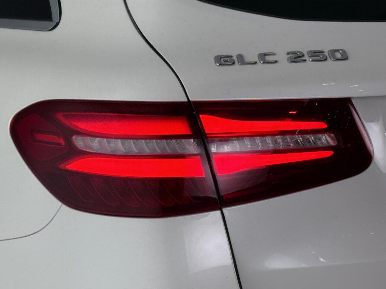 Mercedes-Benz GLC thumbnail Lights Rear