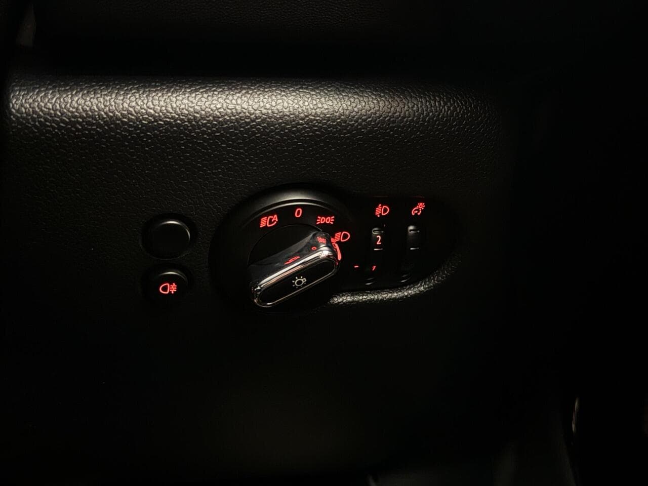 MINI Hatch thumbnail Misc Controls