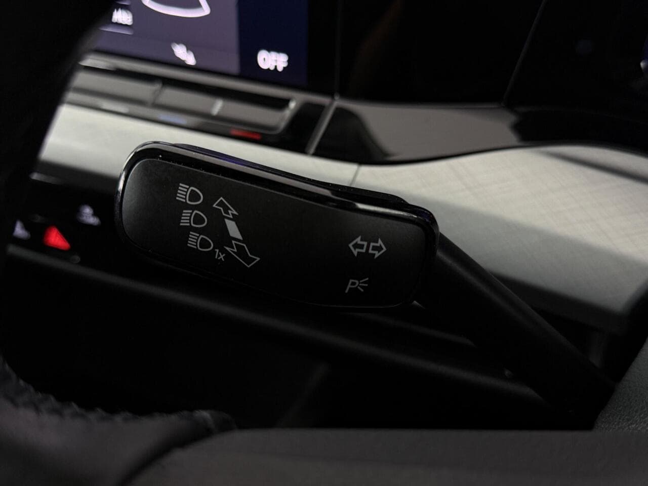 Volkswagen Golf thumbnail Misc Controls