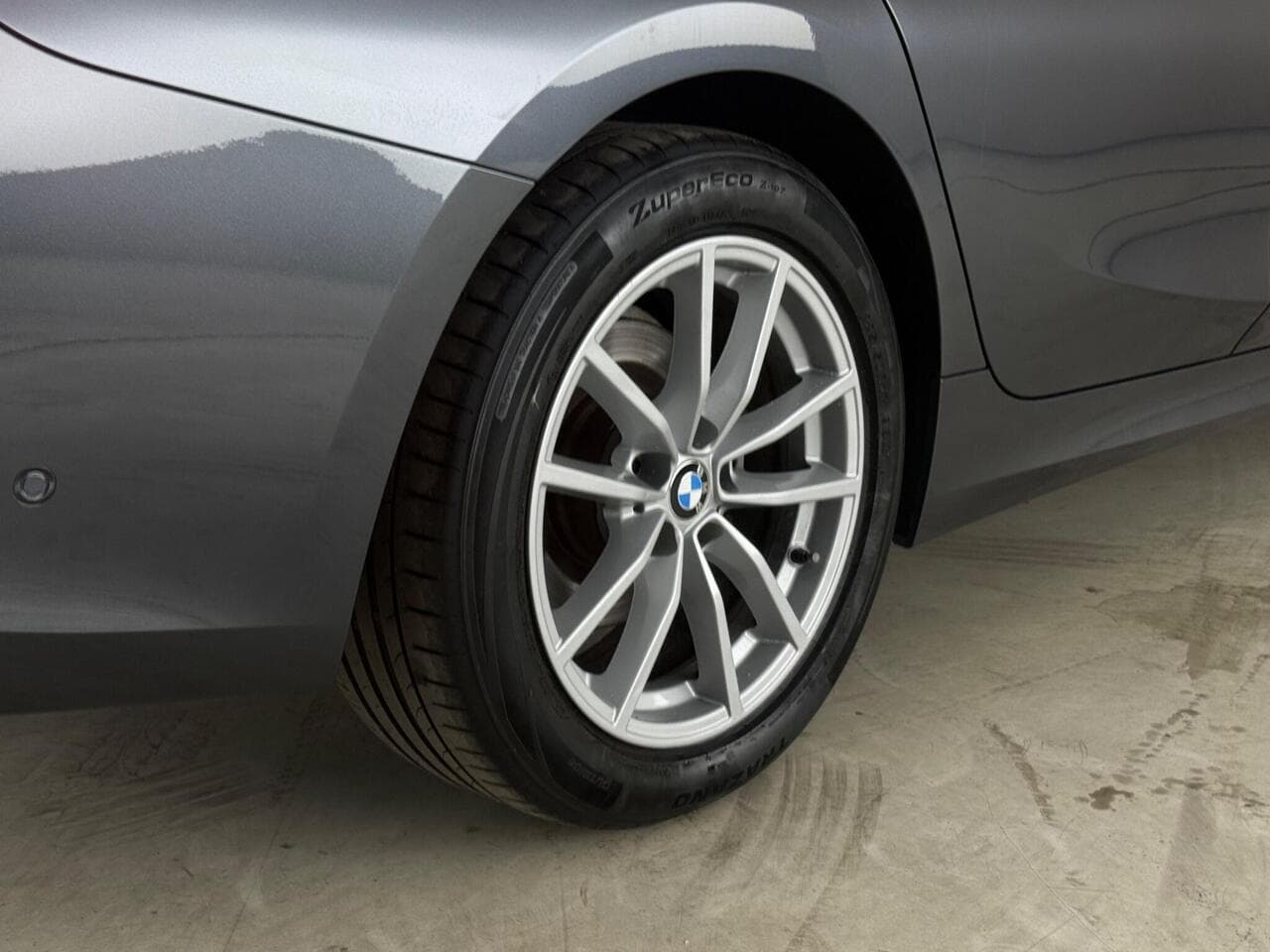 BMW 3 Series thumbnail Wheel
