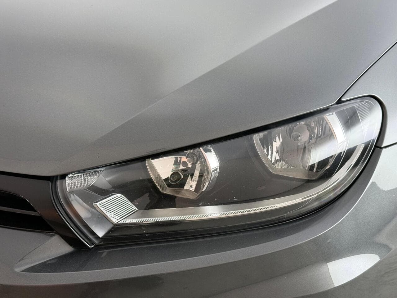 Volkswagen Scirocco thumbnail Lights Front