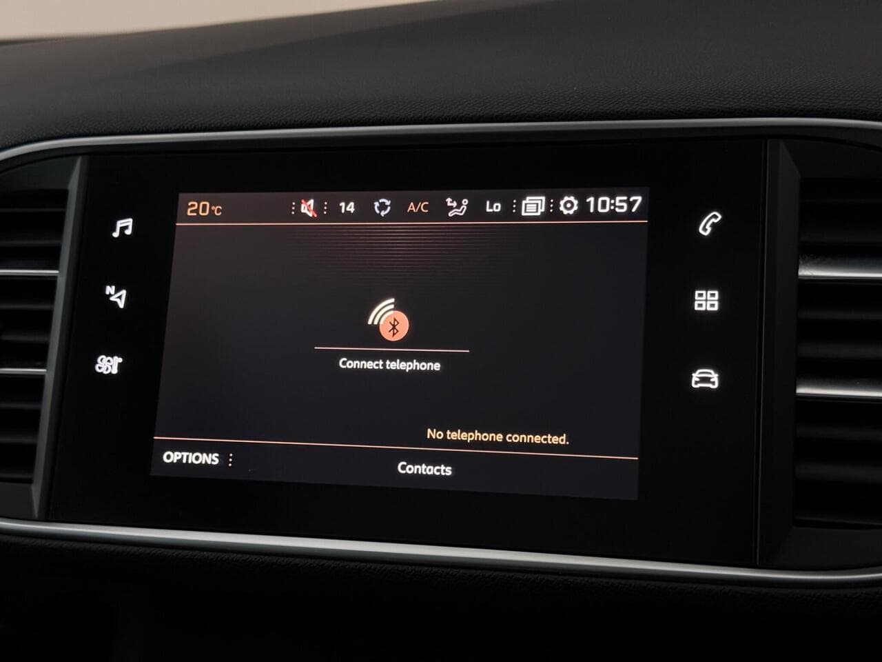 Peugeot 308 thumbnail Infotainment System