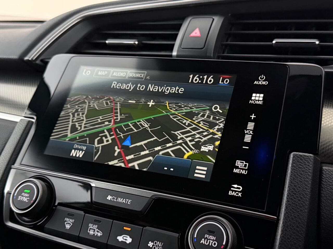 Honda Civic thumbnail Infotainment System