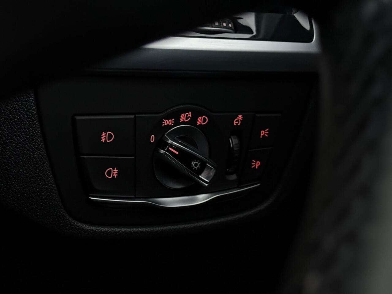 BMW X3 thumbnail Misc Controls