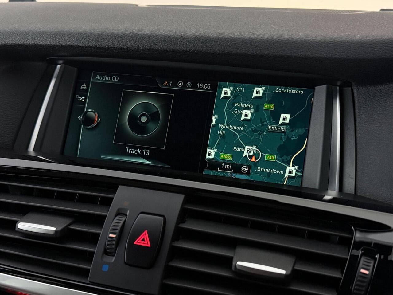 BMW X4 thumbnail Infotainment System