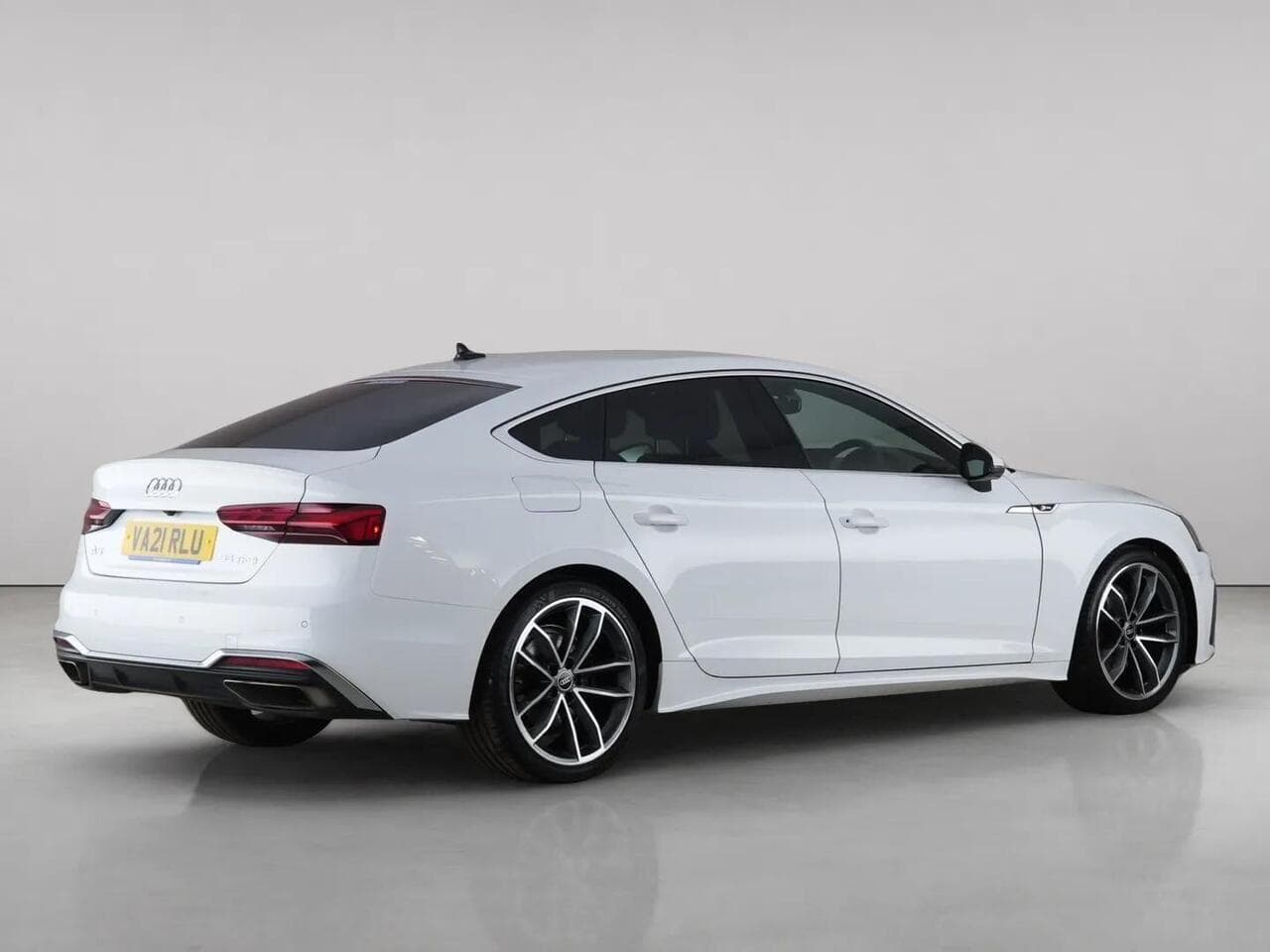 Audi A5 thumbnail Rear Right