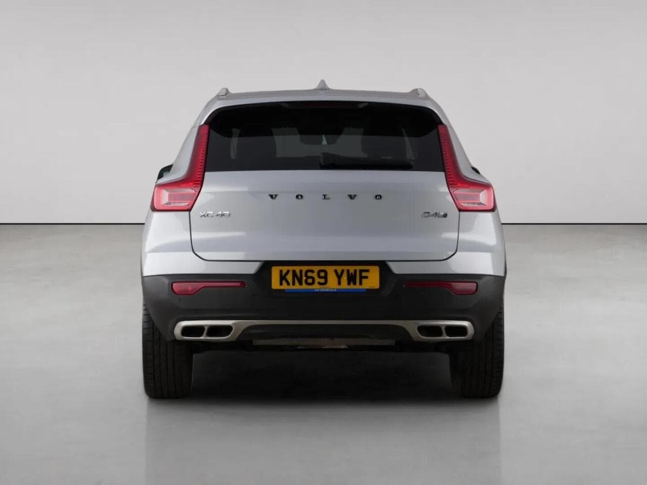Volvo XC40 thumbnail Rear
