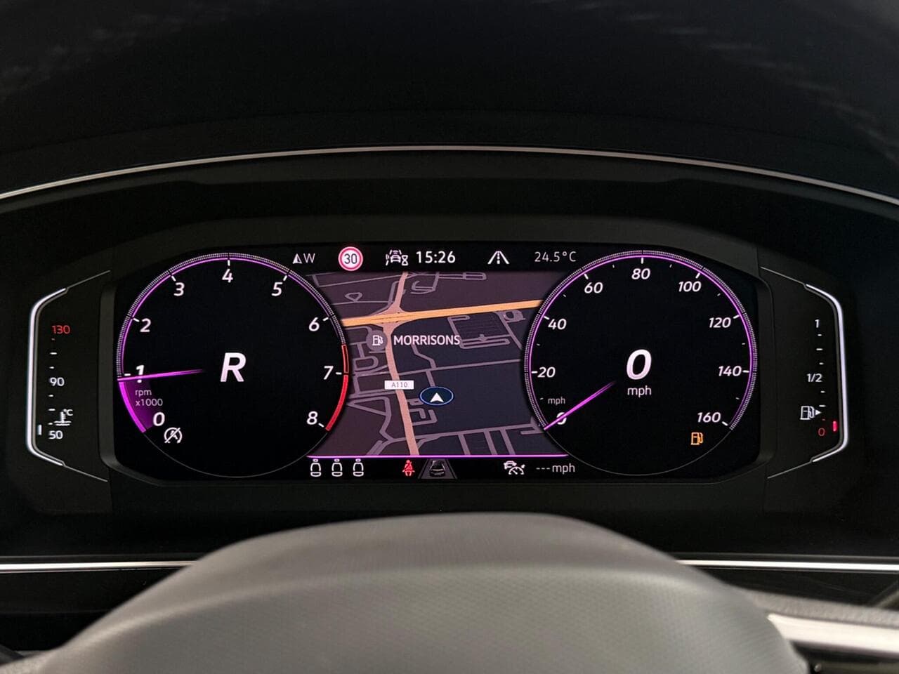 Volkswagen Tiguan thumbnail Driver Instruments