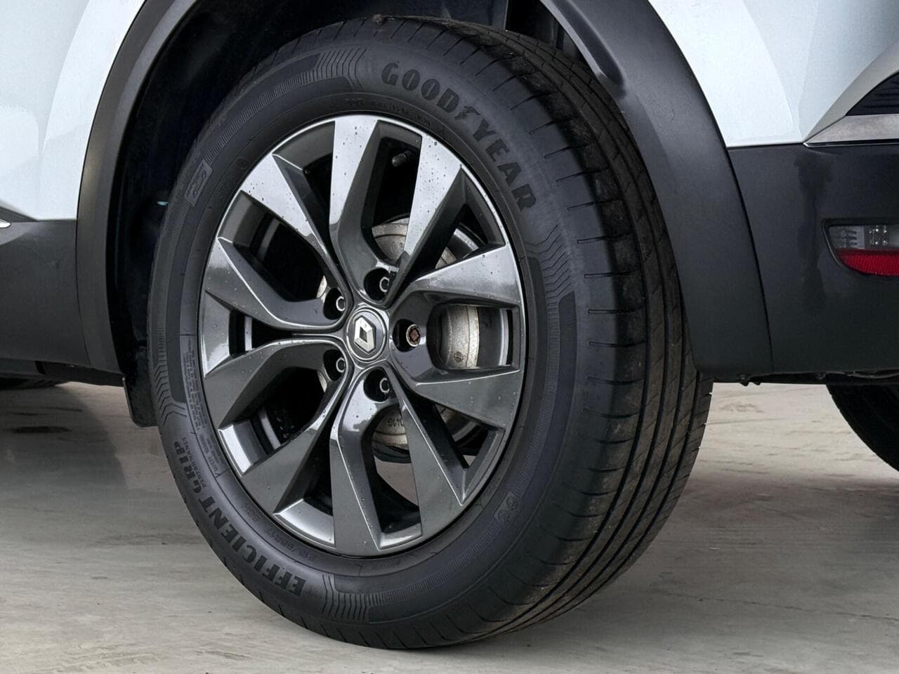 Renault Captur thumbnail Wheel