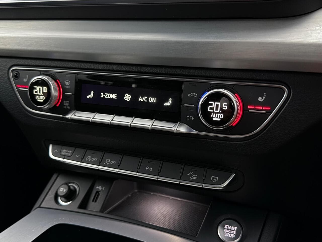 Audi Q5 thumbnail Misc Controls