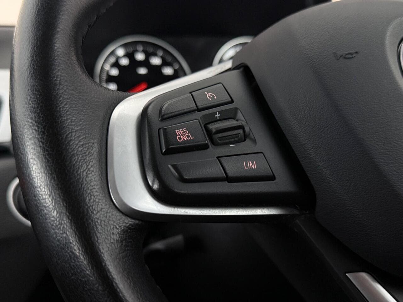 BMW X1 thumbnail Misc Controls