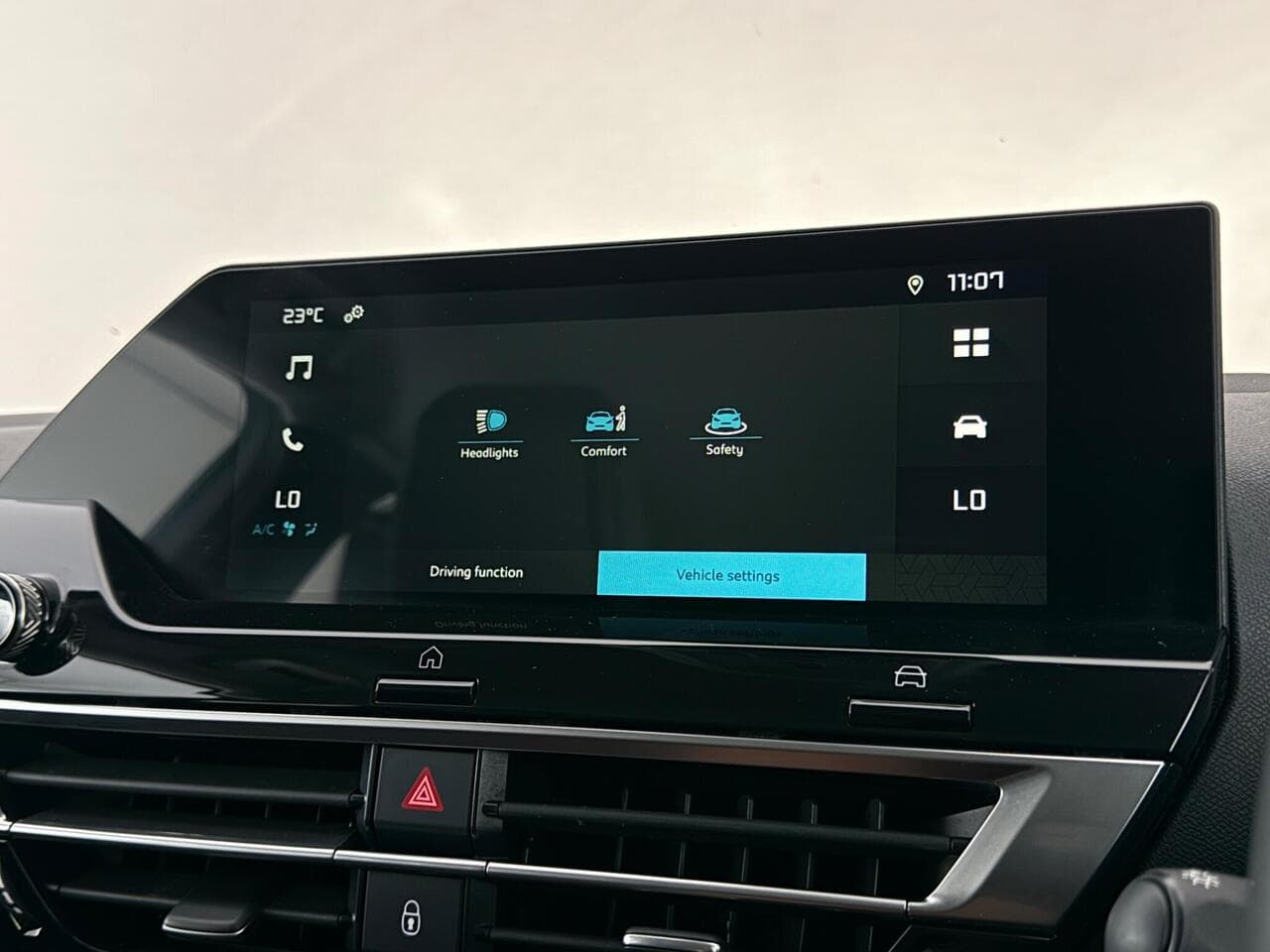 Citroen C4 thumbnail Infotainment System