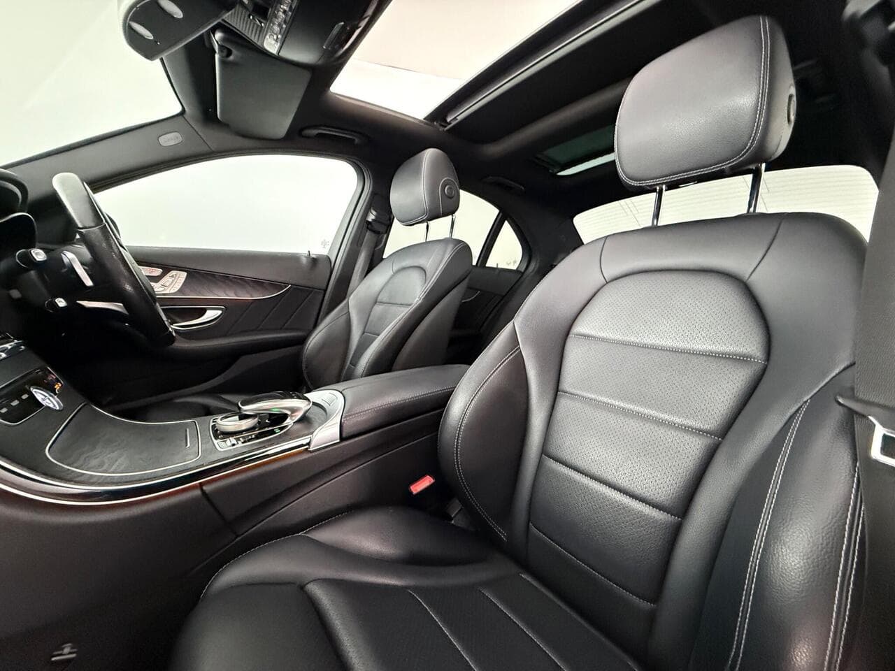 Mercedes-Benz C Class thumbnail Seat Front Passenger