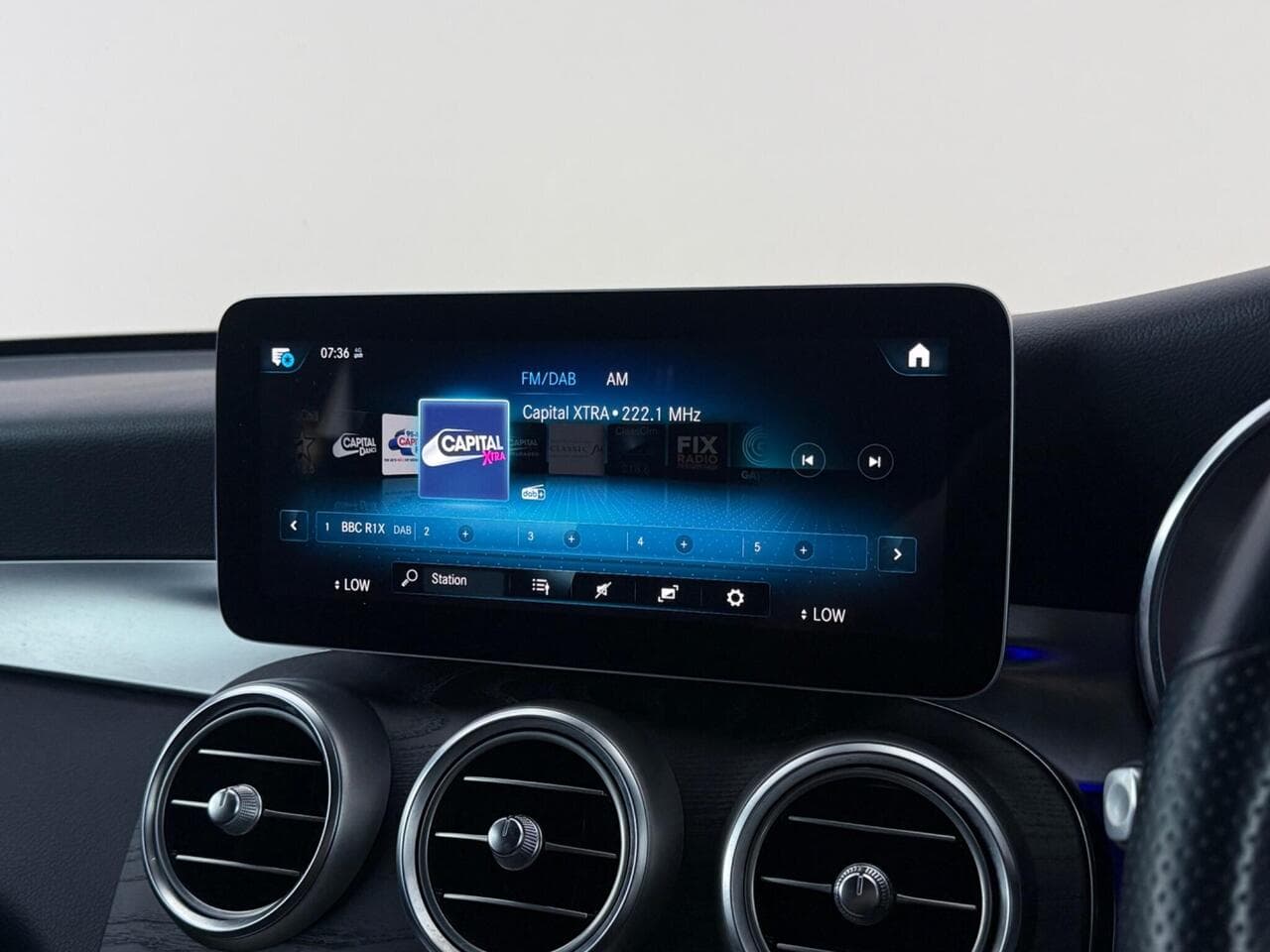 Mercedes-Benz GLC thumbnail Infotainment System