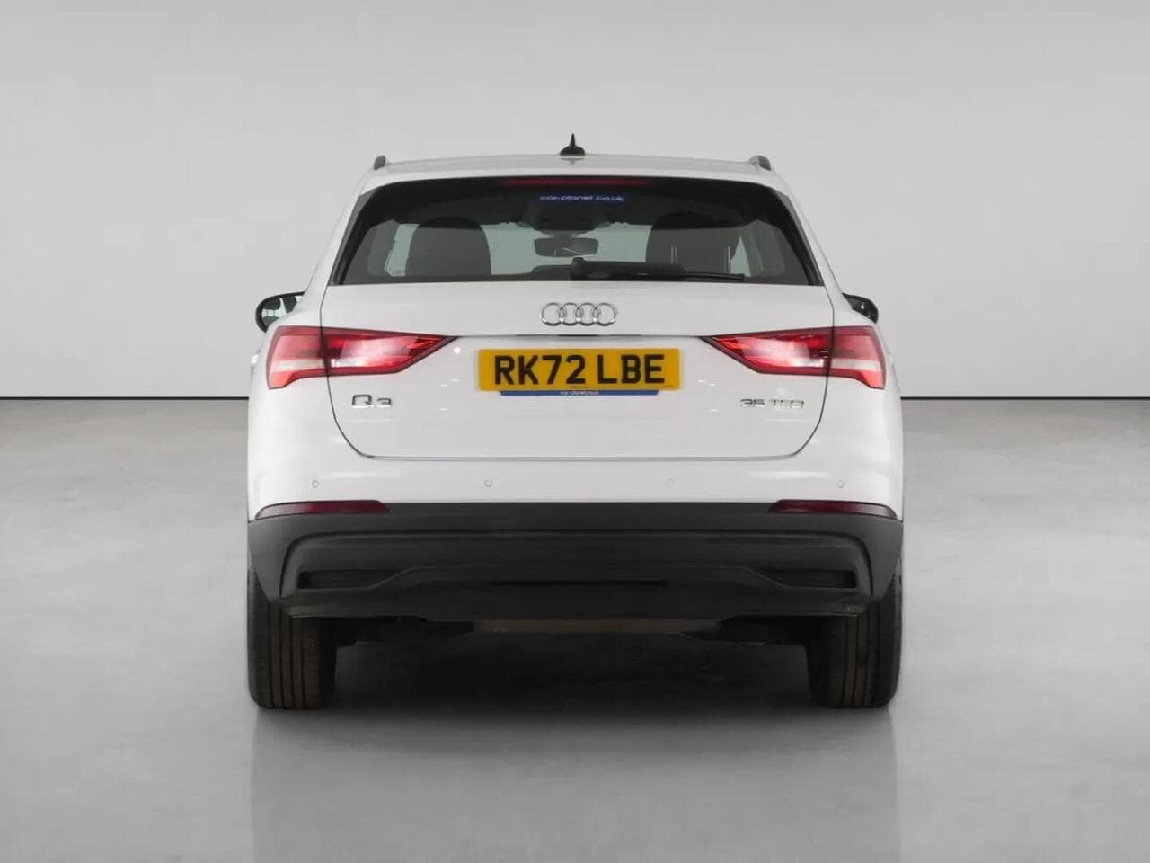 Audi Q3 thumbnail Rear