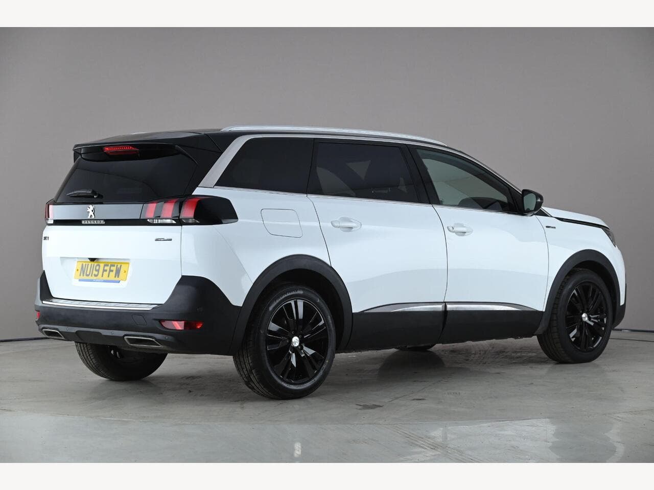 Peugeot 5008 thumbnail Rear Right