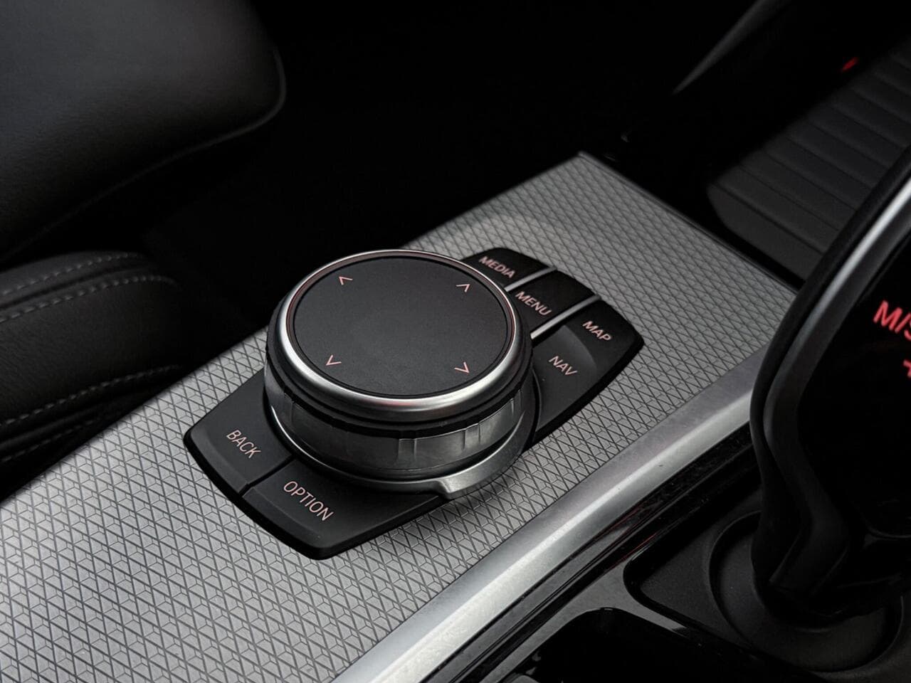 BMW X3 thumbnail Misc Controls