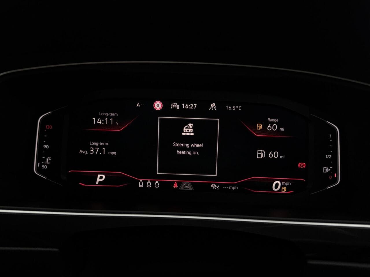Volkswagen Tiguan thumbnail Driver Instruments