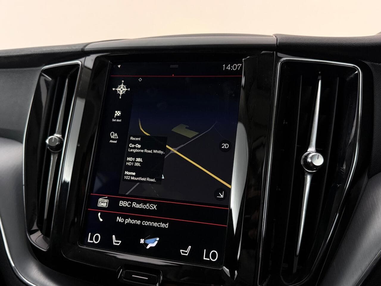 Volvo XC60 thumbnail Infotainment System