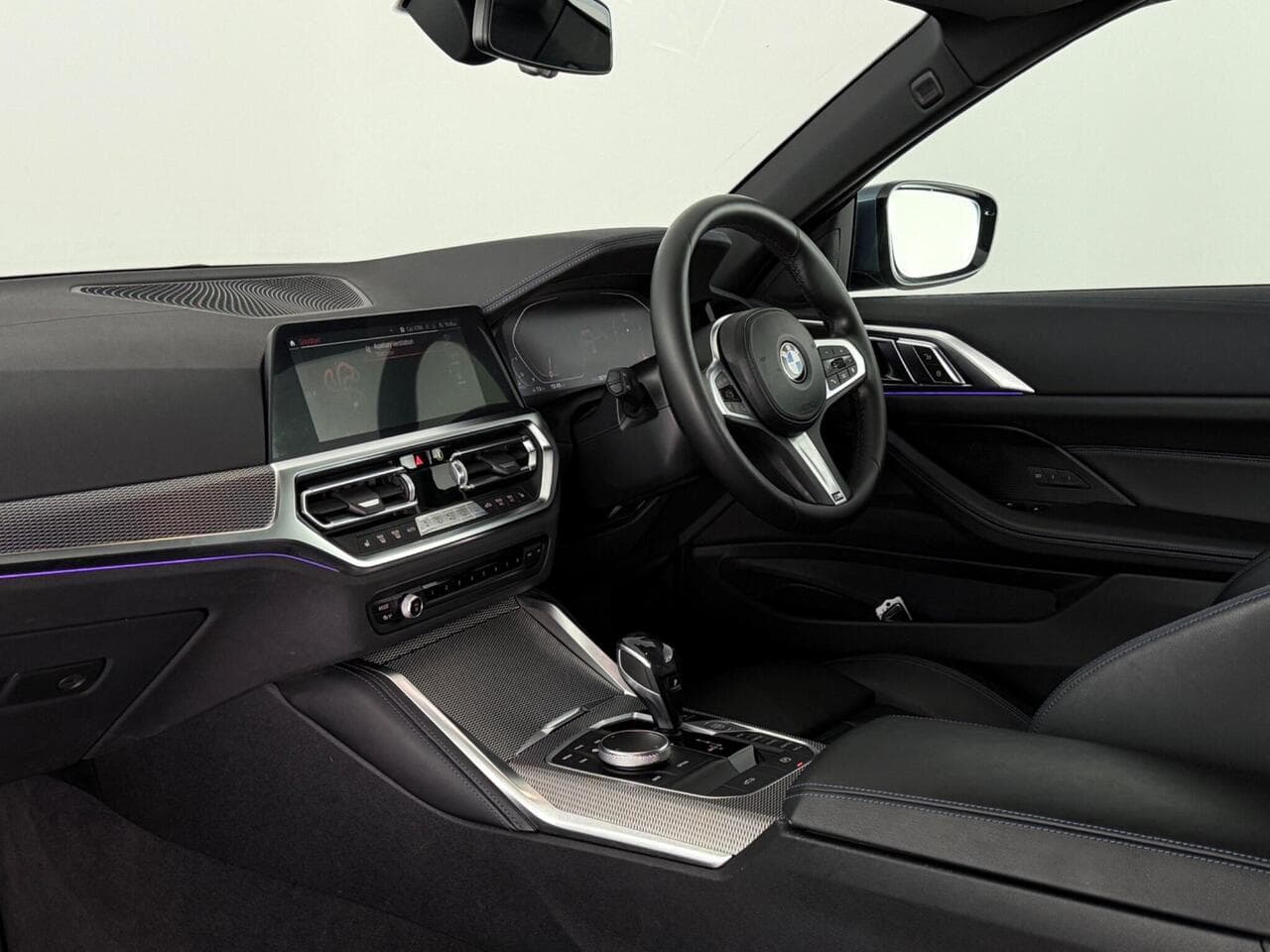 BMW 4 Series thumbnail Interior Front
