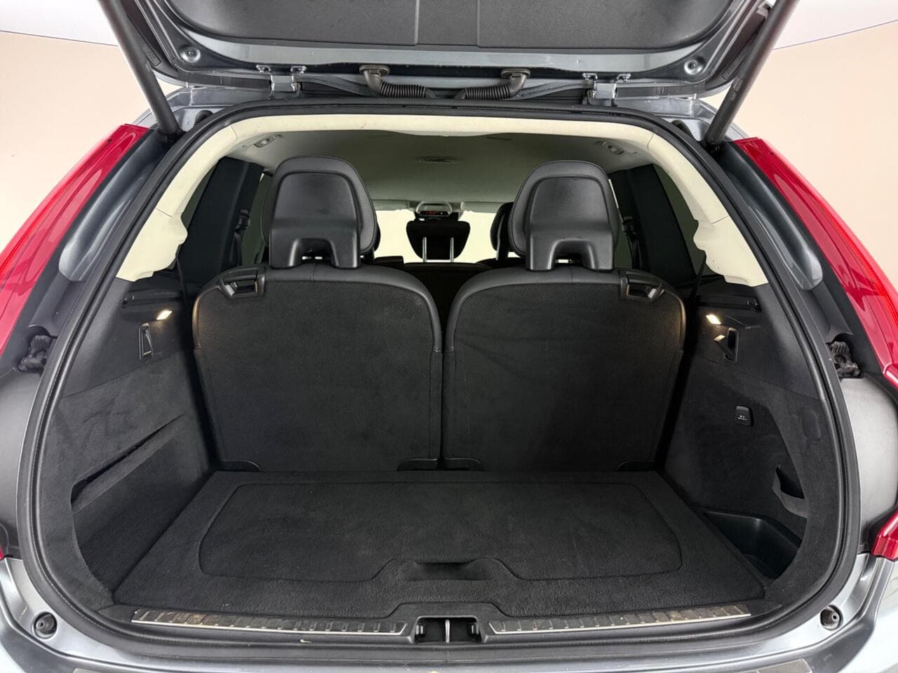 Volvo XC90 thumbnail Boot