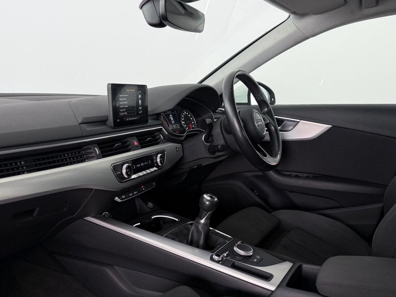 Audi A4 thumbnail Interior Front
