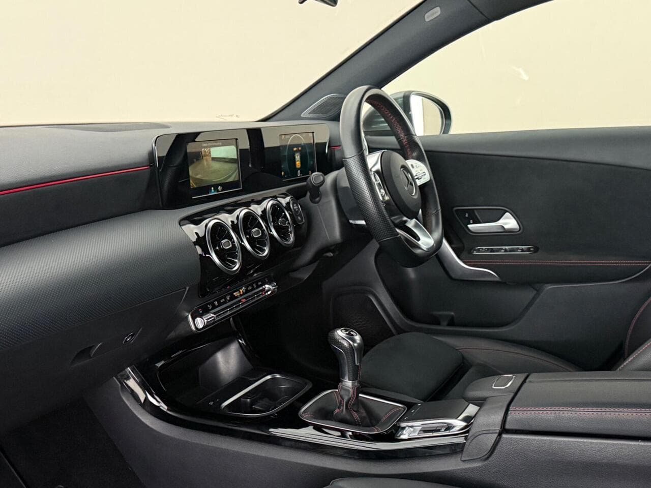 Mercedes-Benz A Class thumbnail Interior Front