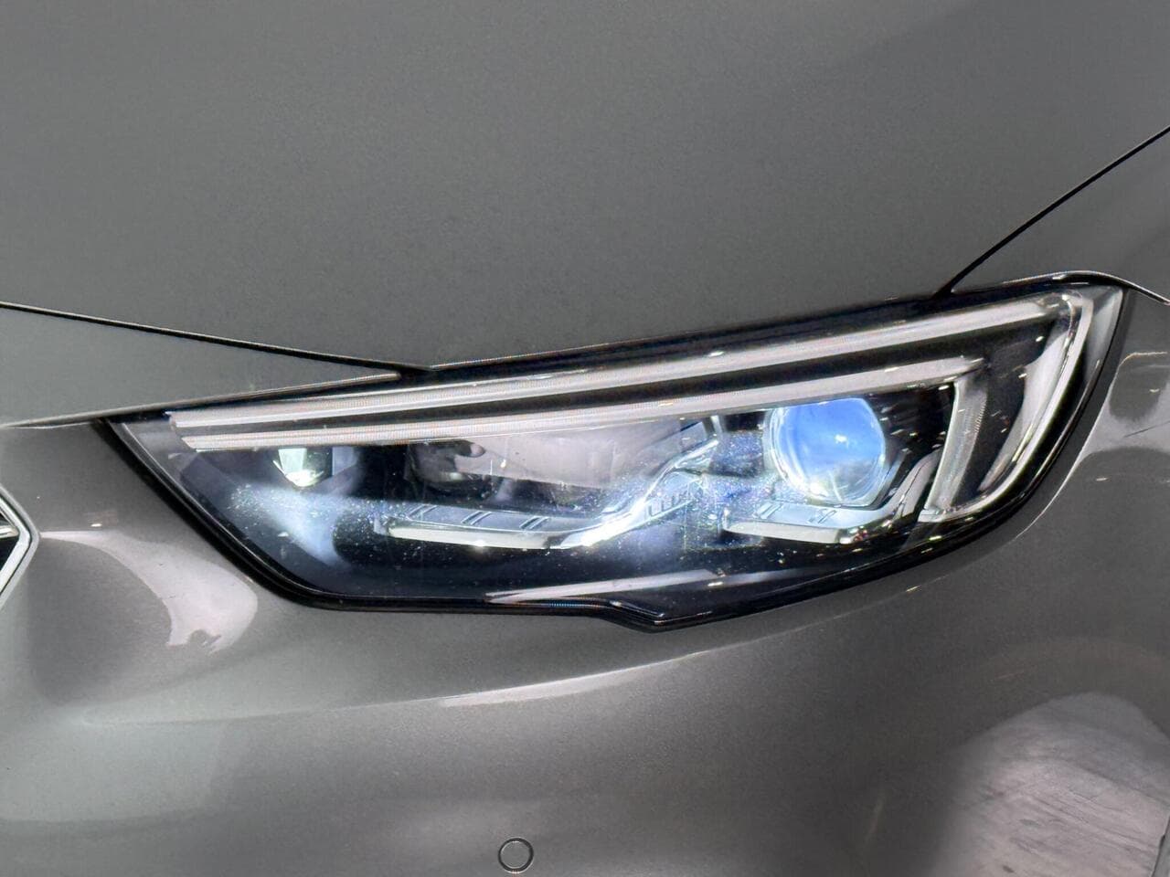 Vauxhall Insignia thumbnail Lights Front