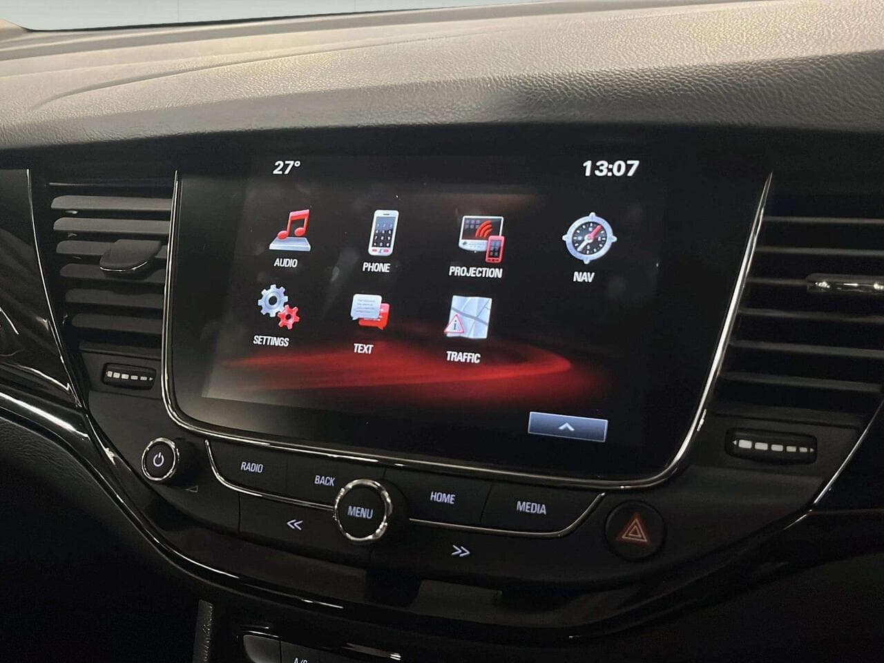 Vauxhall Astra thumbnail Infotainment System