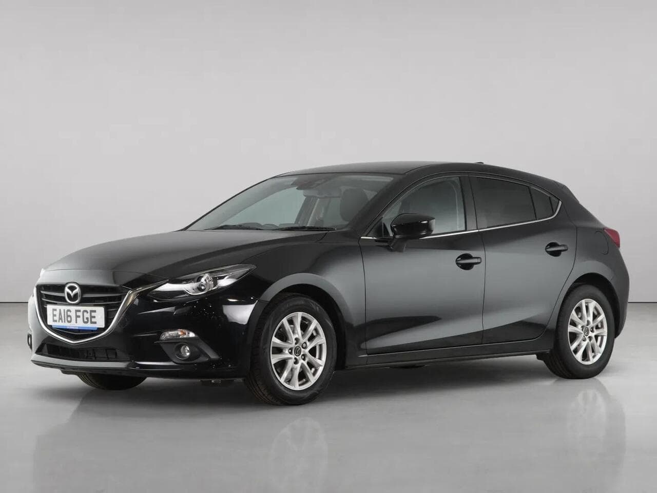 Mazda Mazda3 thumbnail Front Left
