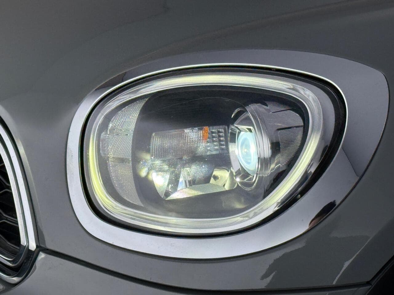 MINI Countryman thumbnail Lights Front