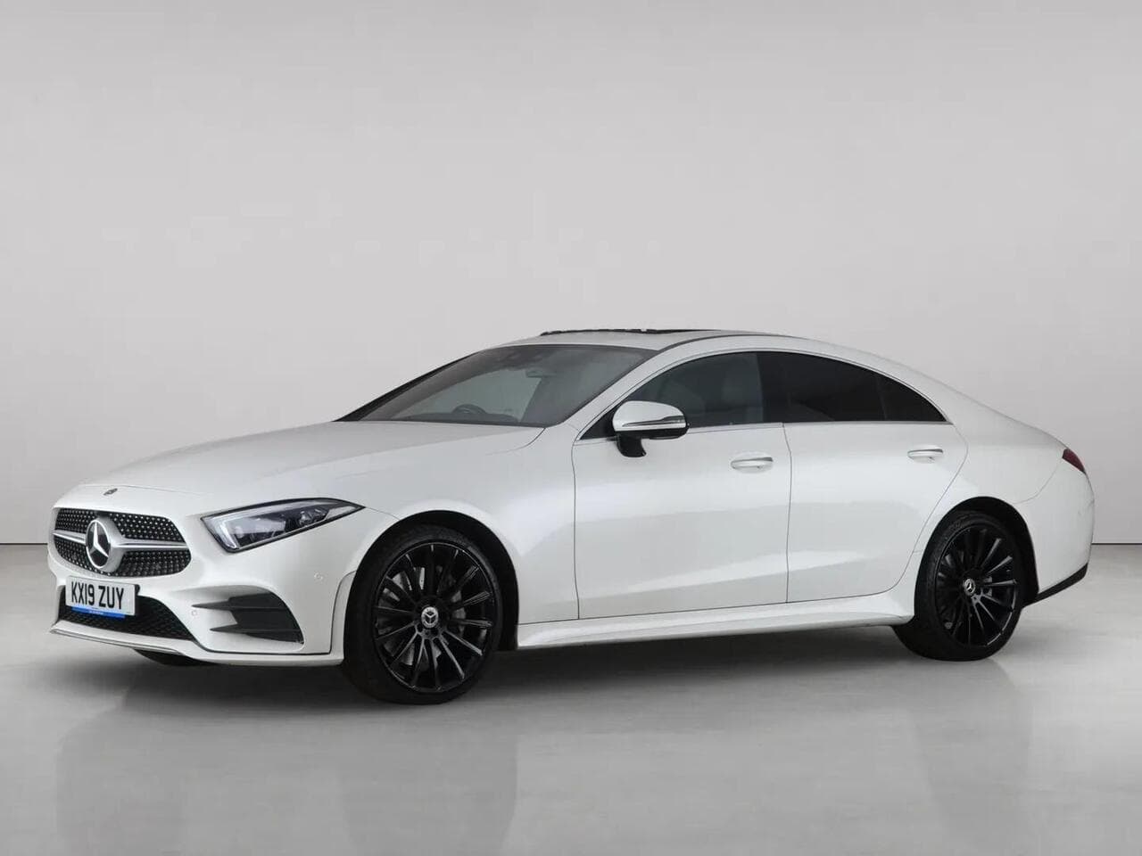 Mercedes-Benz CLS thumbnail Front Left