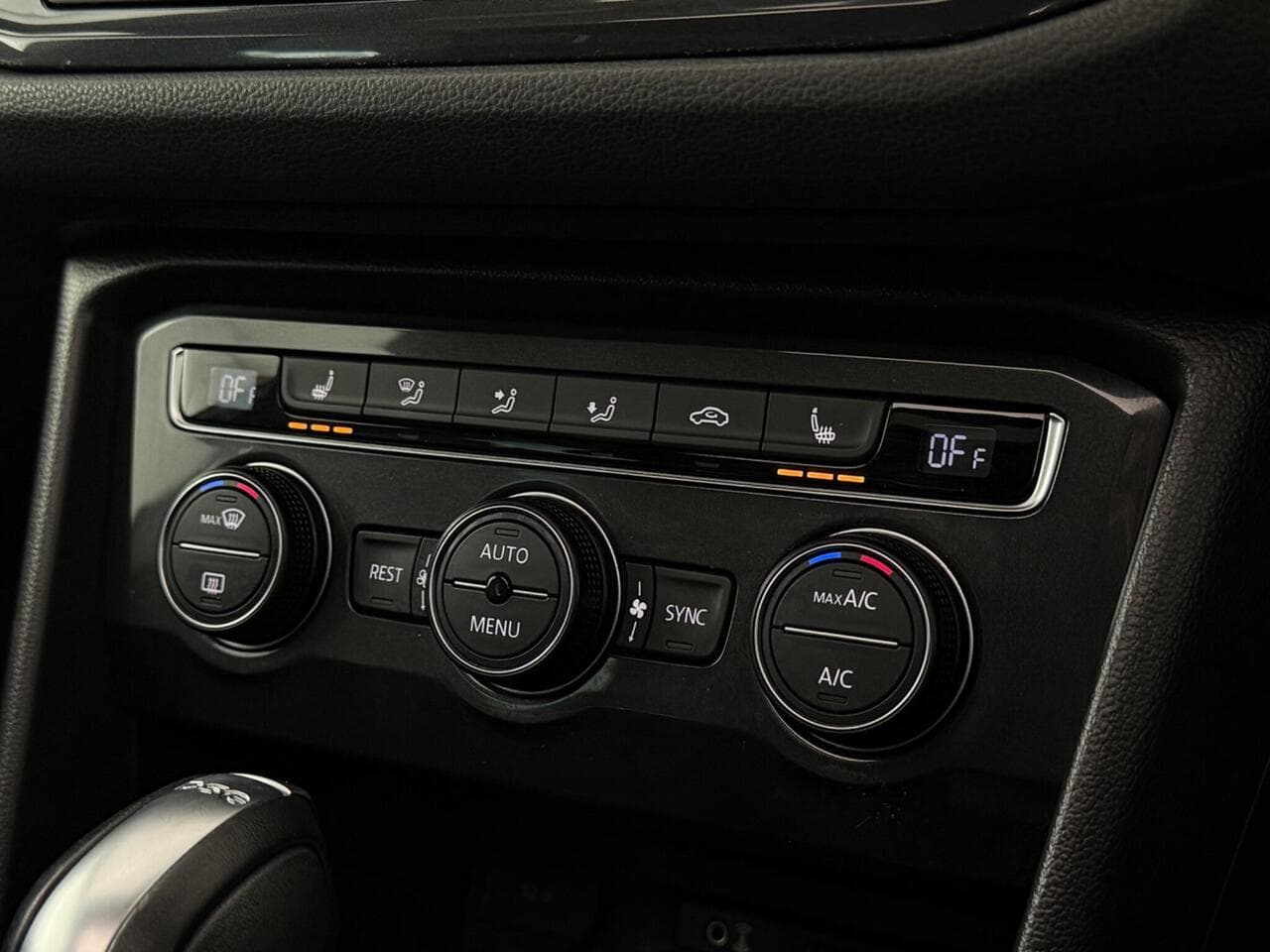 Volkswagen Tiguan thumbnail Misc Controls