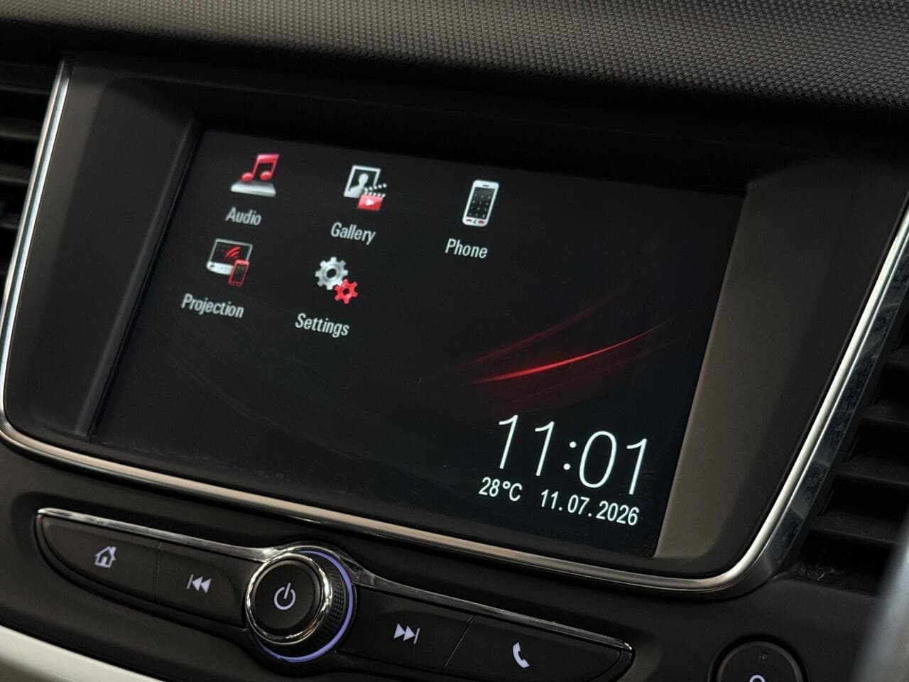 Vauxhall Crossland X thumbnail Infotainment System