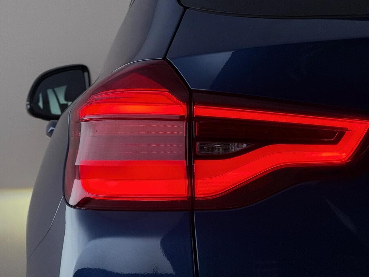 BMW X3 thumbnail Lights Rear