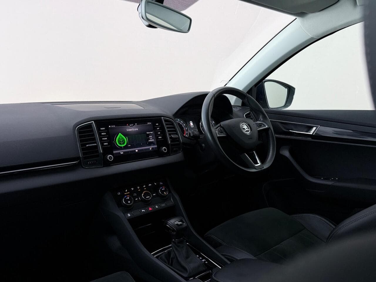Skoda Karoq thumbnail Interior Front