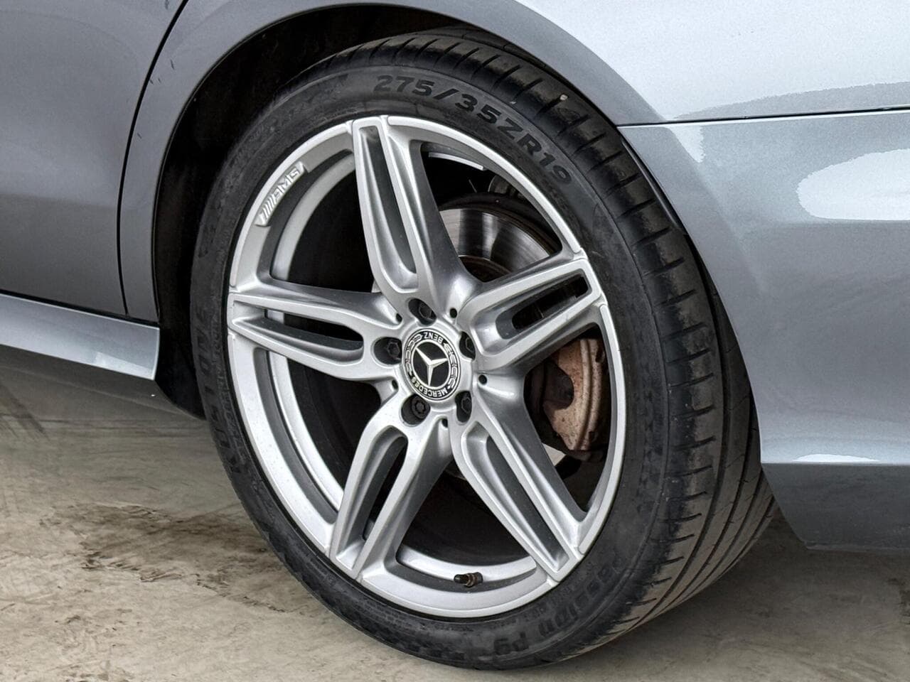Mercedes-Benz E Class thumbnail Wheel