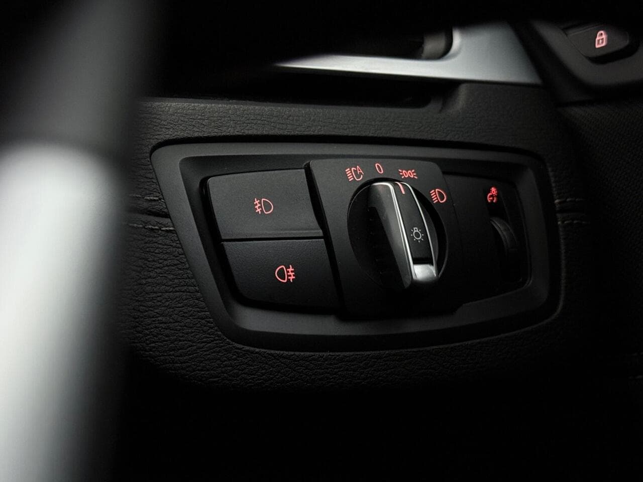 BMW X2 thumbnail Misc Controls