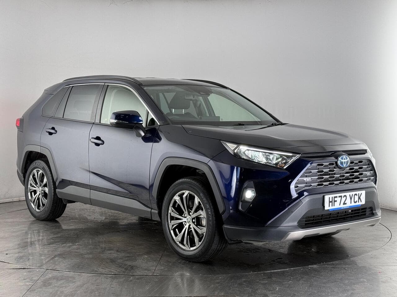 Toyota RAV4 - Toyota RAV4 2.5 VVT-h Design CVT Euro 6 (s/s) 5dr