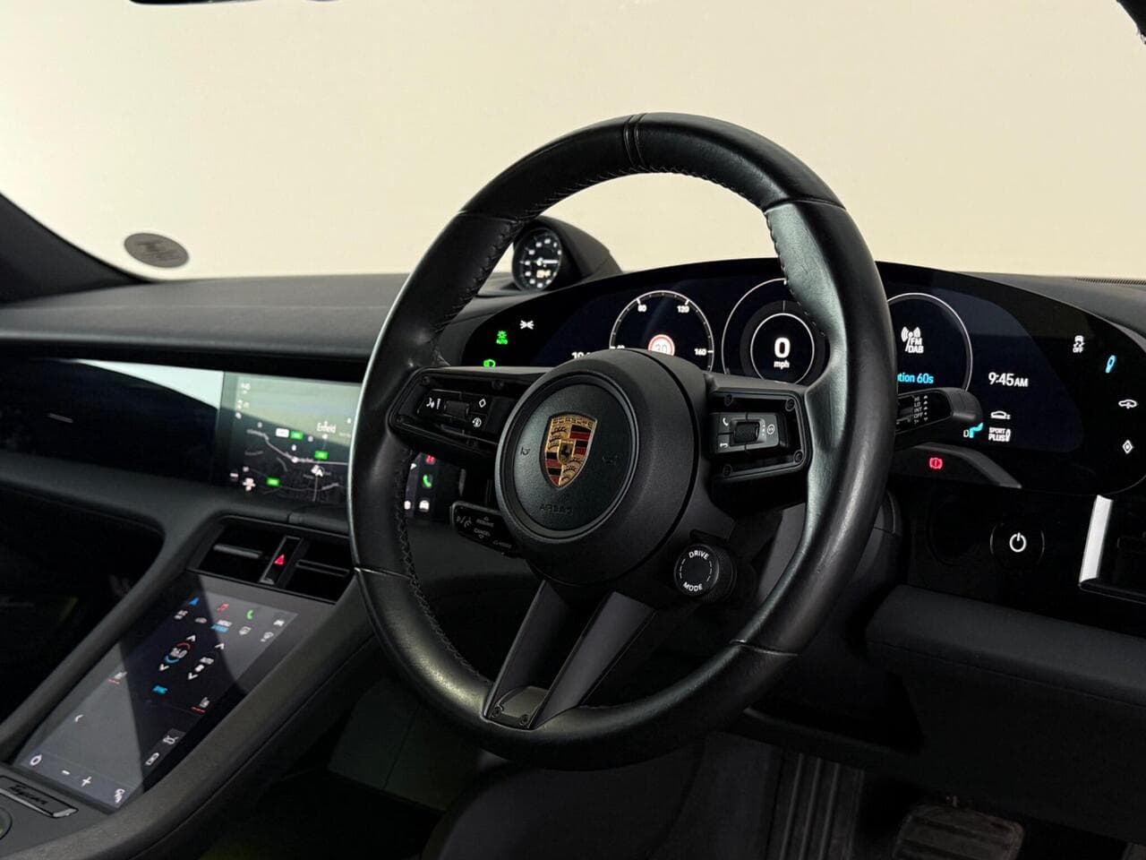 Porsche Taycan thumbnail Steering Wheel