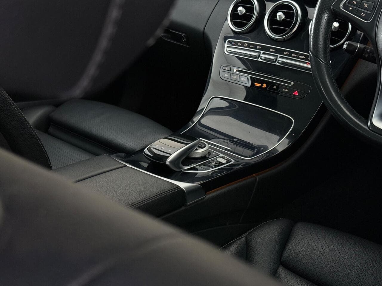 Mercedes-Benz C Class thumbnail Inconclusive