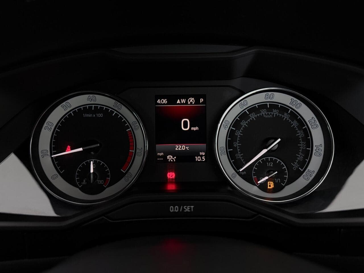 Skoda Superb thumbnail Driver Instruments