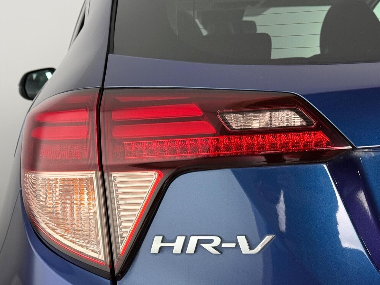 Honda HR-V thumbnail Lights Rear