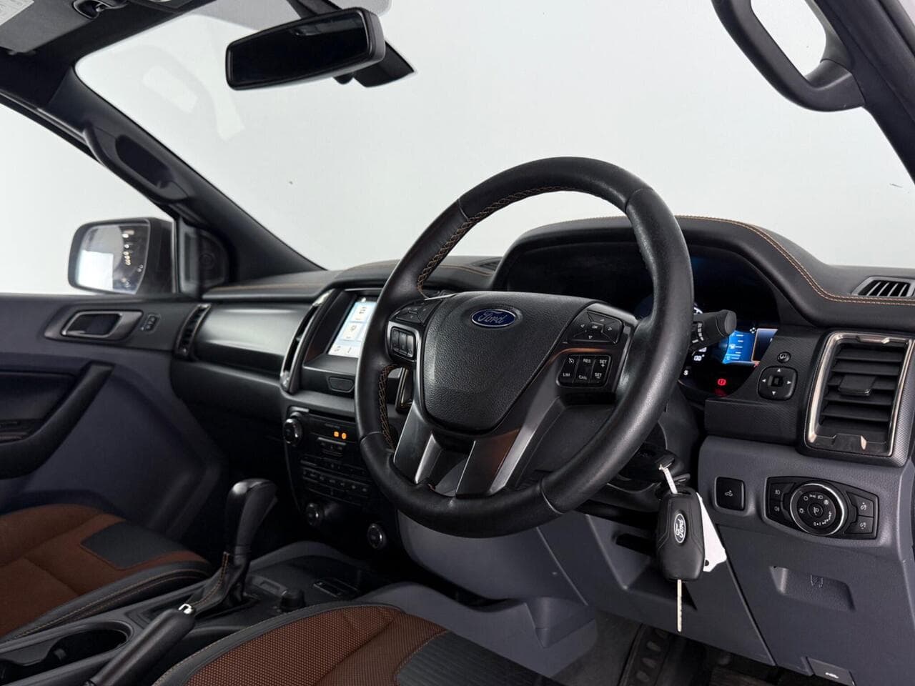 Ford Ranger thumbnail Interior Front