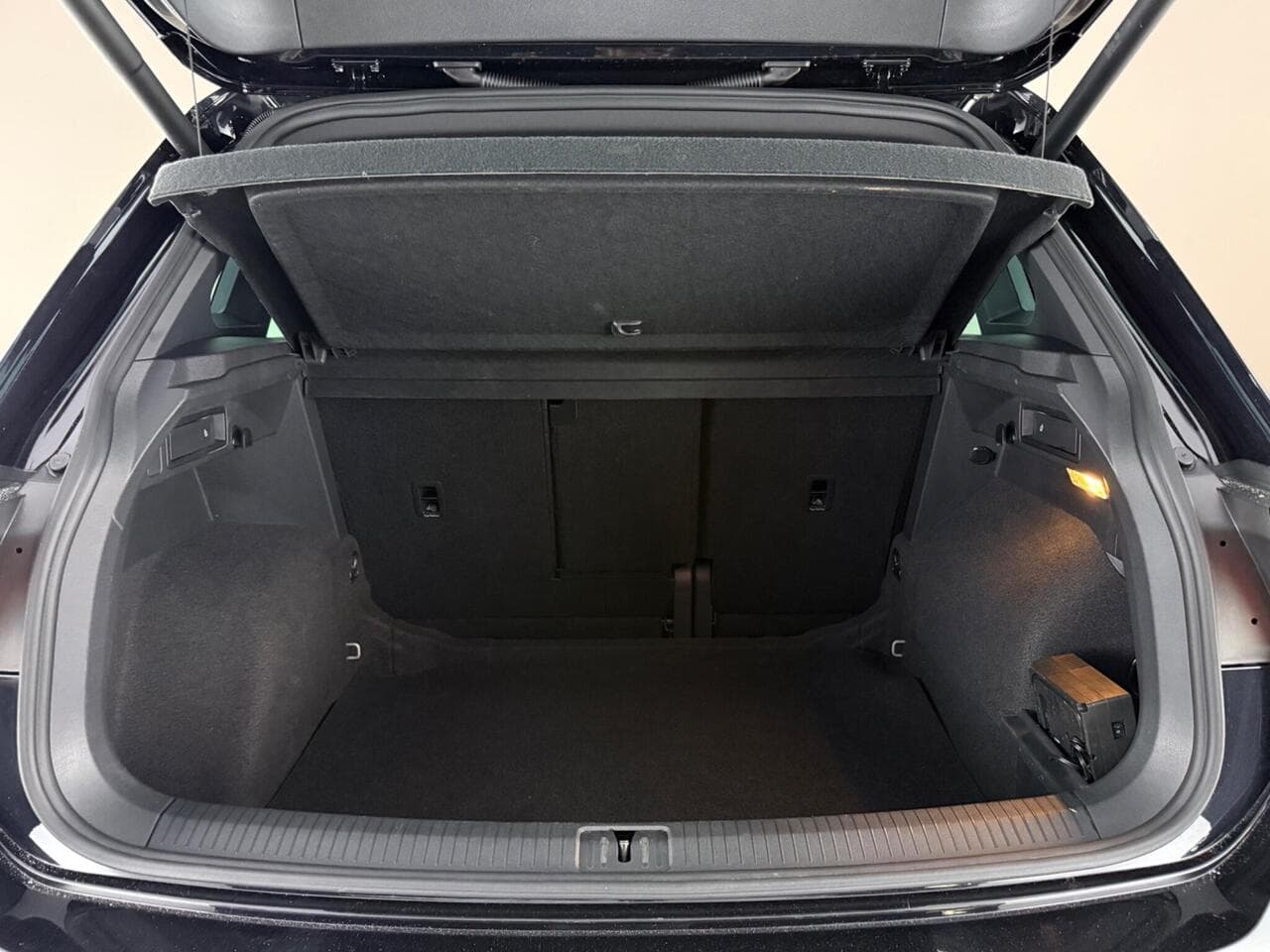 Volkswagen Tiguan thumbnail Boot