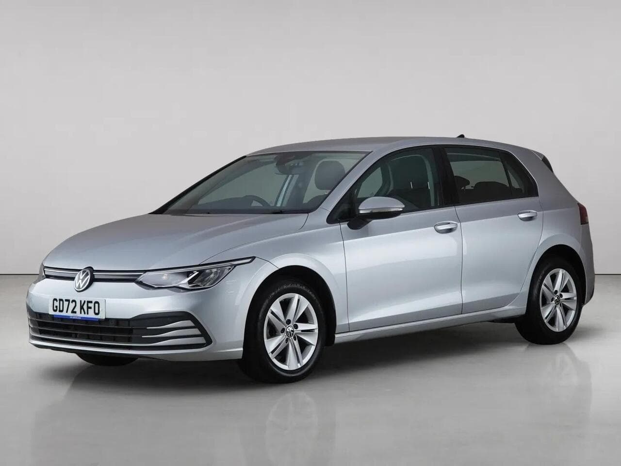Volkswagen Golf thumbnail Front Left