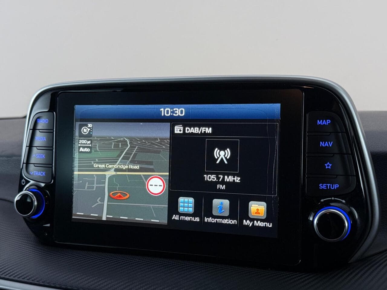 Hyundai TUCSON thumbnail Infotainment System