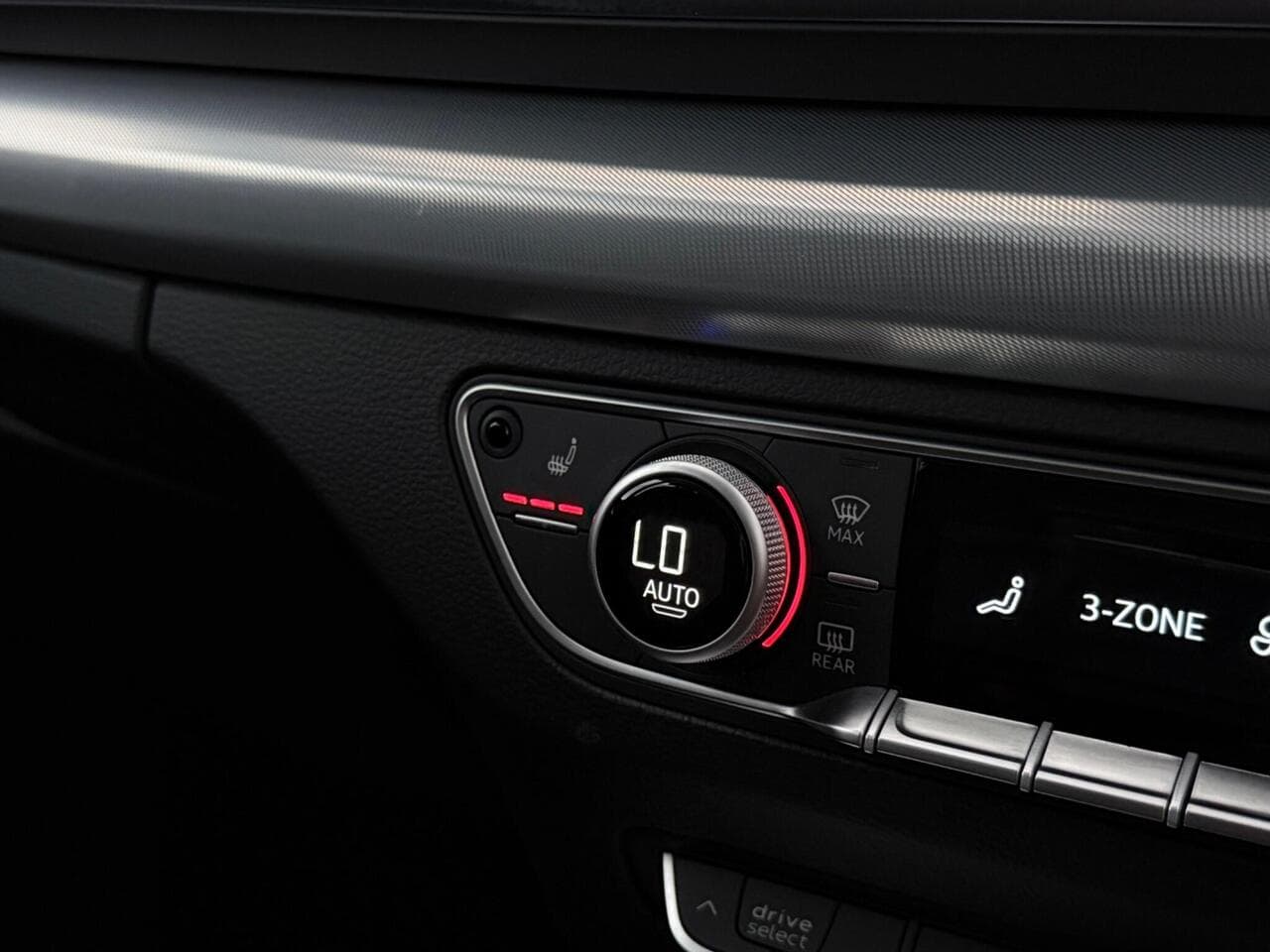 Audi Q5 thumbnail Misc Controls