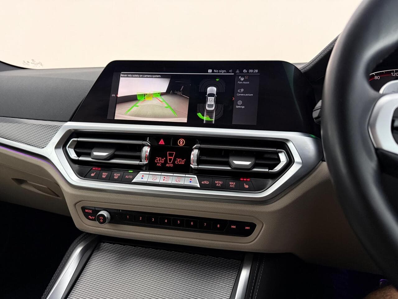 BMW 4 Series thumbnail Infotainment System