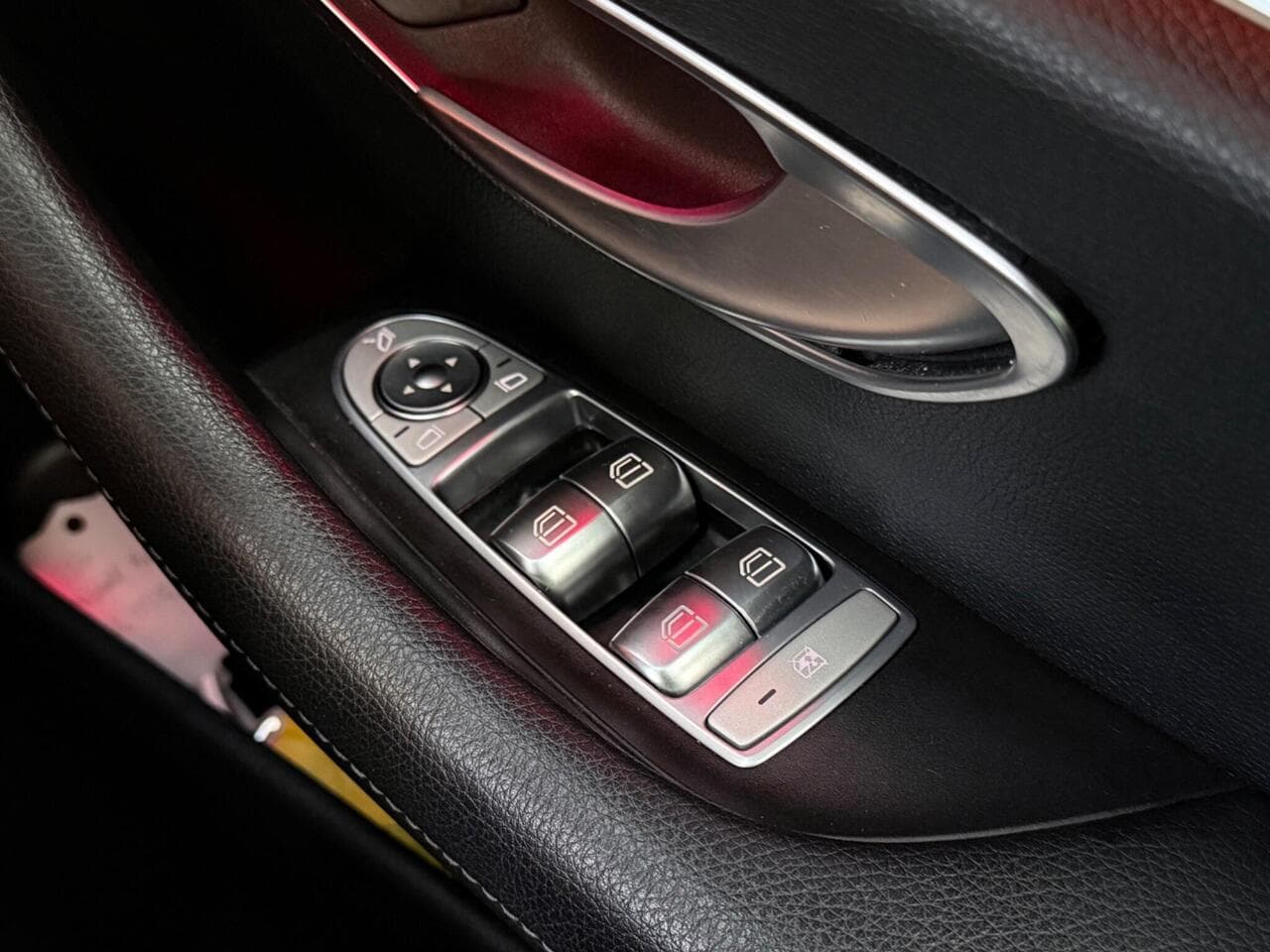 Mercedes-Benz E Class thumbnail Inconclusive